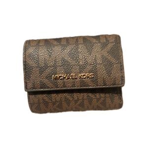 Michael Kors Jet Set travel Bifold Wallet NWOT